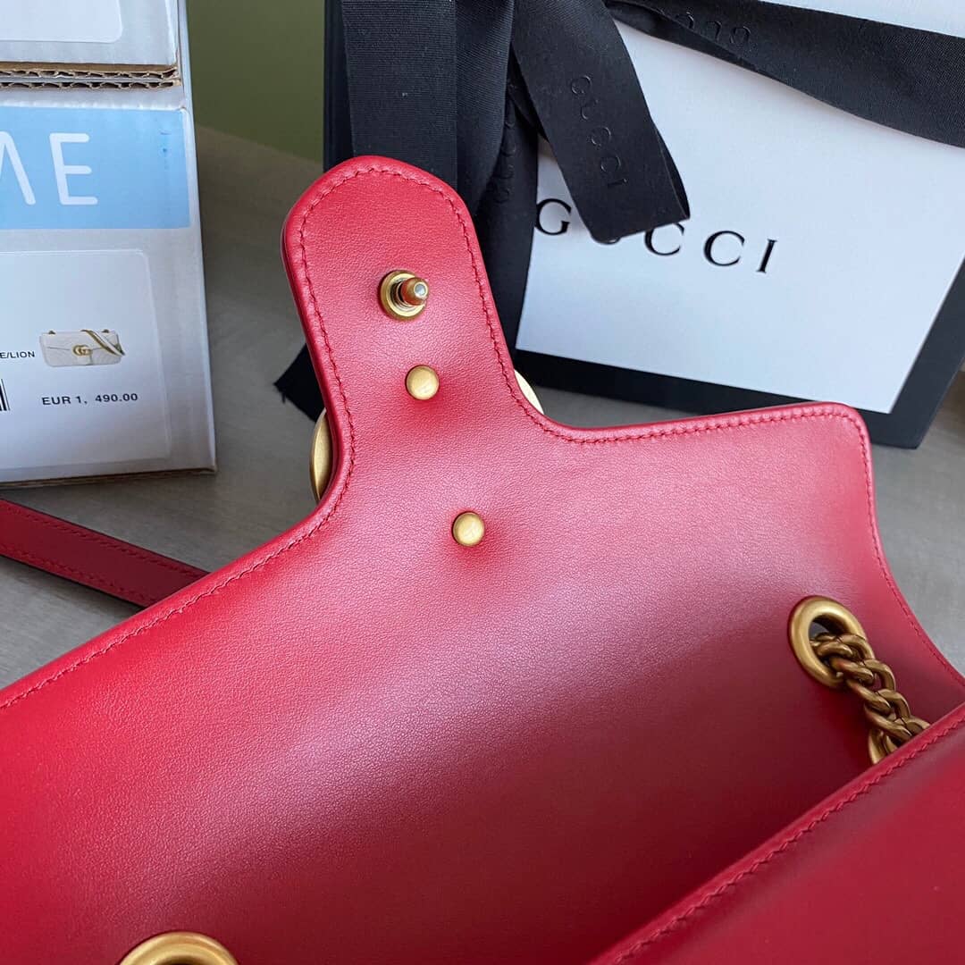 Gvc*1 GG Marmont Matelasse Shoulder Bag Replica Red 443497
