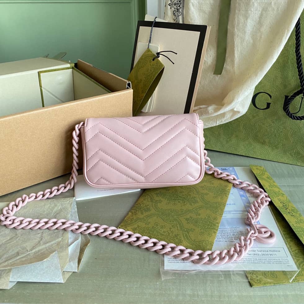 Gvc*1 GG Marmont Quilting S*per Mini 476433 Replica Crossbody Bag