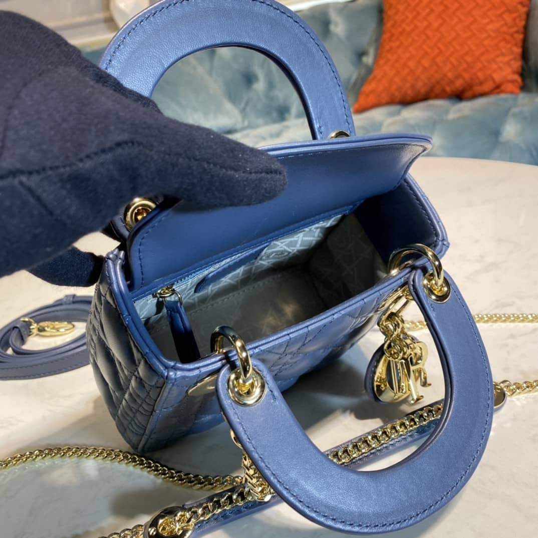 Chr1st1an D10r Lady D10r 17CM Replica Bag