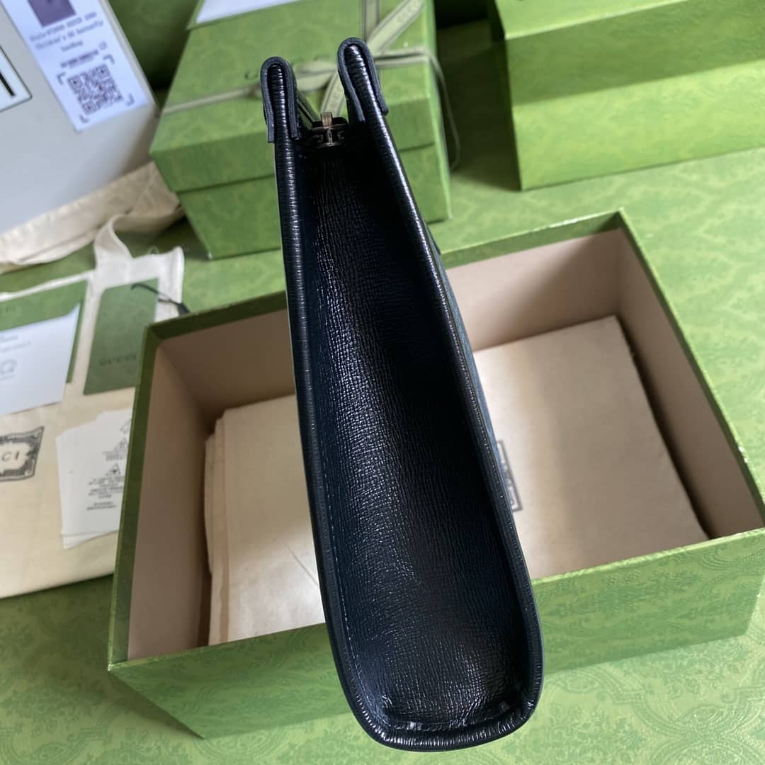 Gvc*1 Interlocking G Beauty Case Replica 672956