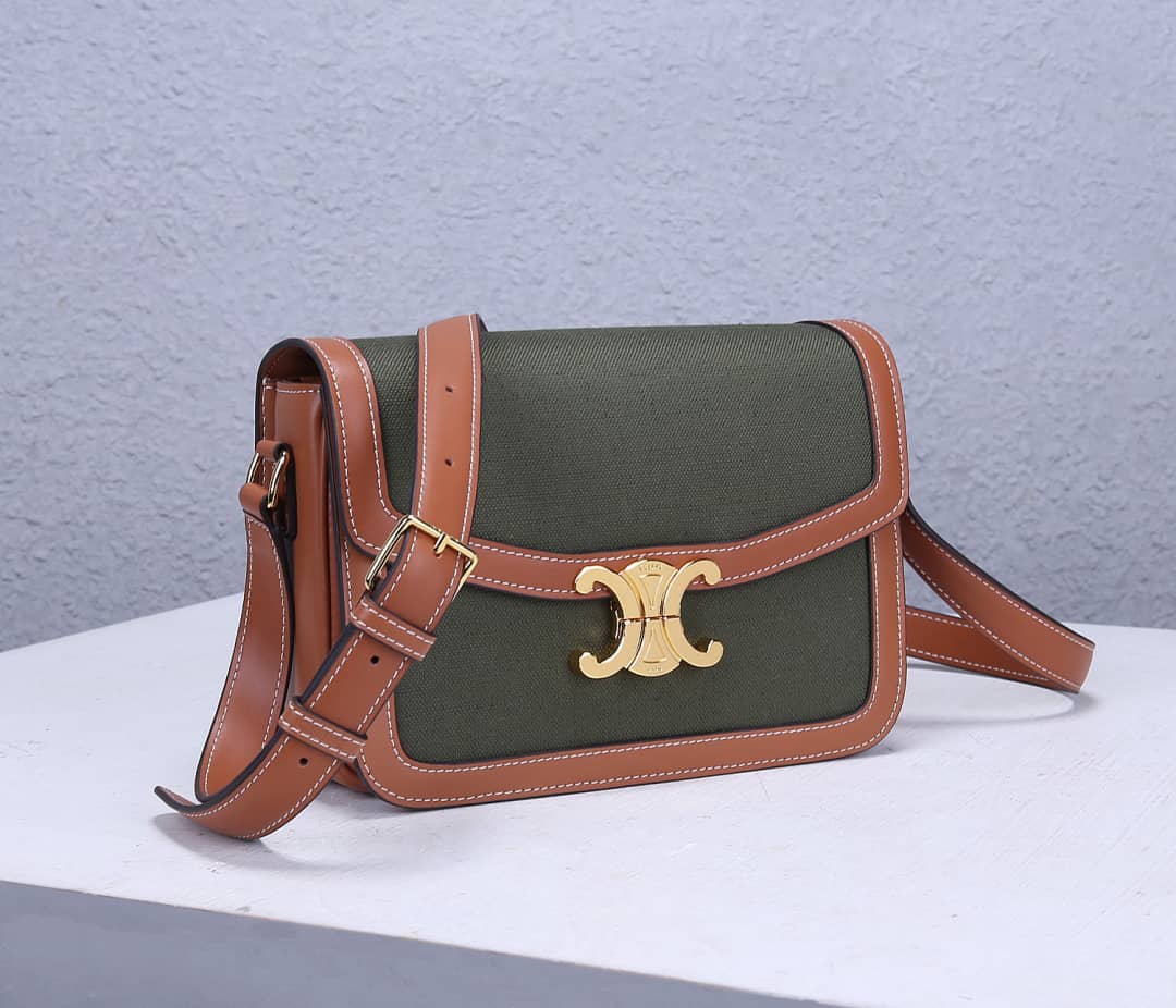 Ce1i*e Bag Dupe Triomphe Teen 22cm