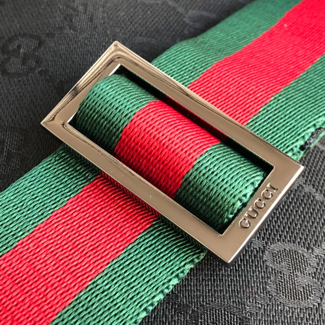 Gvc*1 GG Canvas Shoulder Bag Replica Black 189749