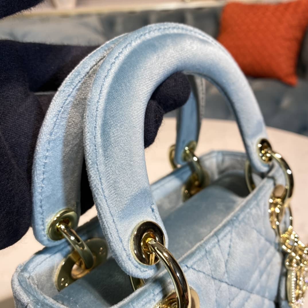 Chr1st1an D10r Lady 17CM Replica Bag