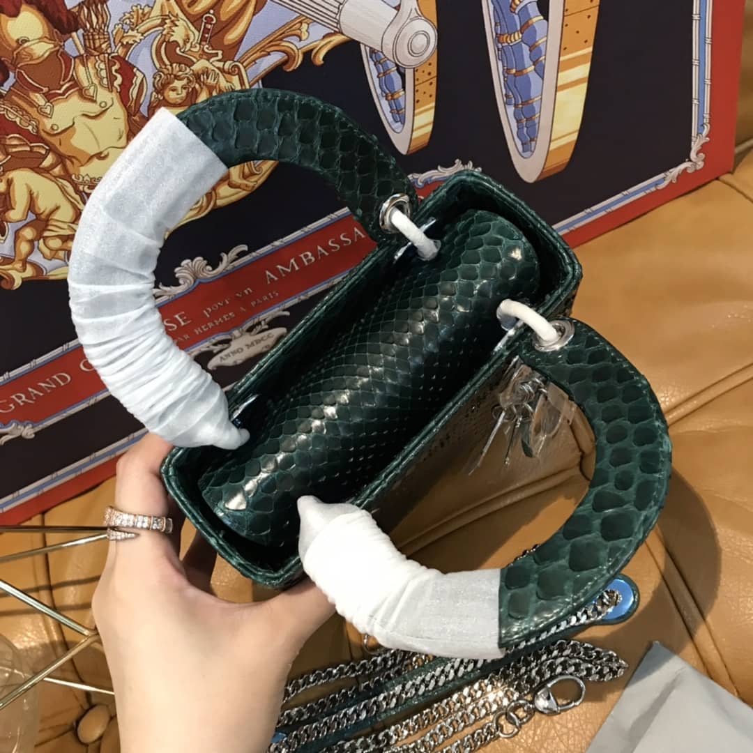 Chr1st1an D10r Lady D10r 17CM Replica Bag