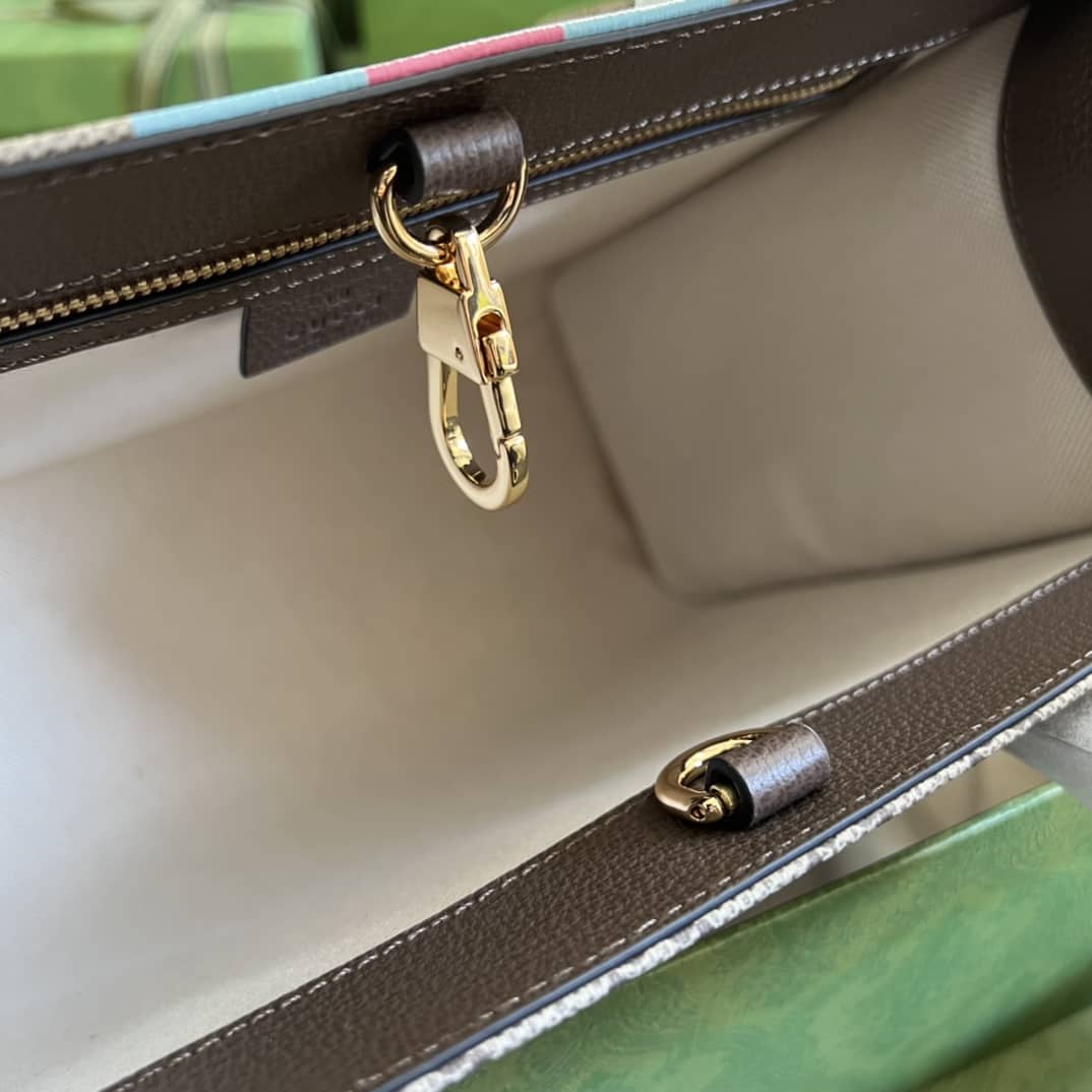 Gvc*1 x Disney Donald Duck Tote Replica 648134