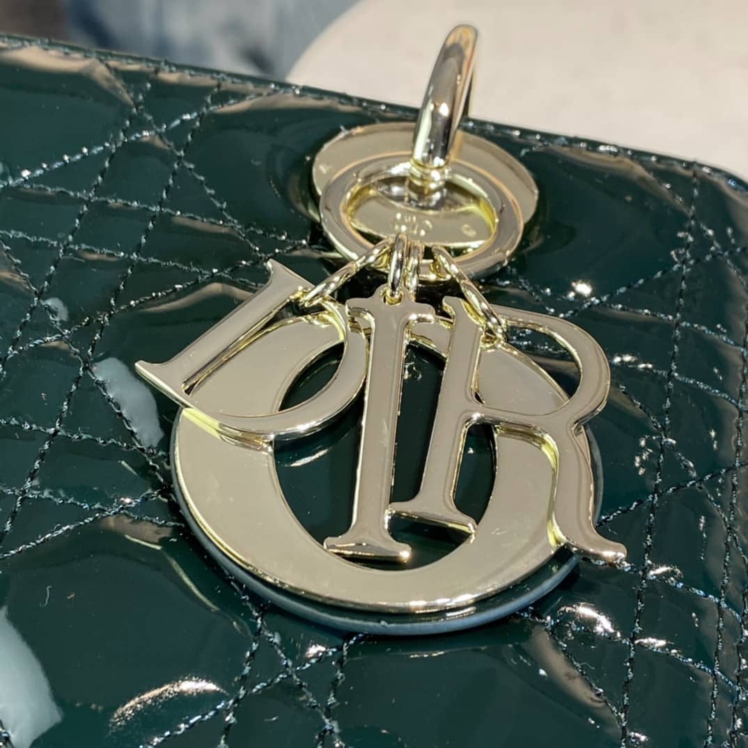 Chr1st1an D10r Lady D10r 24CM Replica Bag