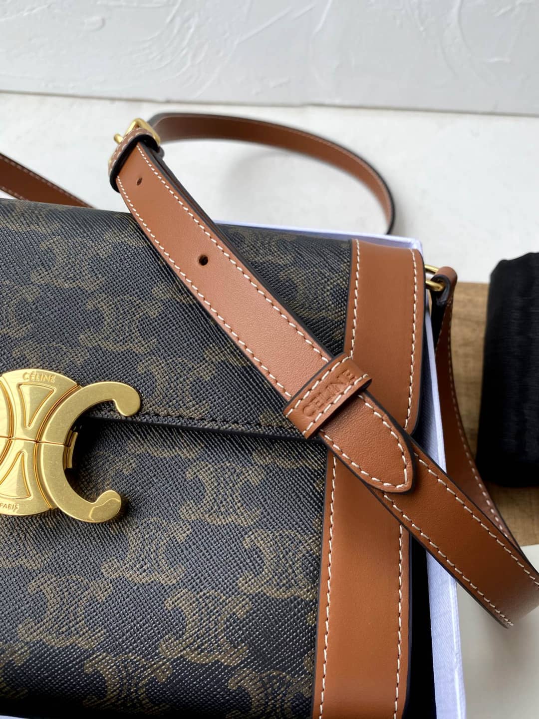 Ce1i*e Triomphe Bag Dupe Calf Leather Shoulder Strap Triomphe Replica Bag