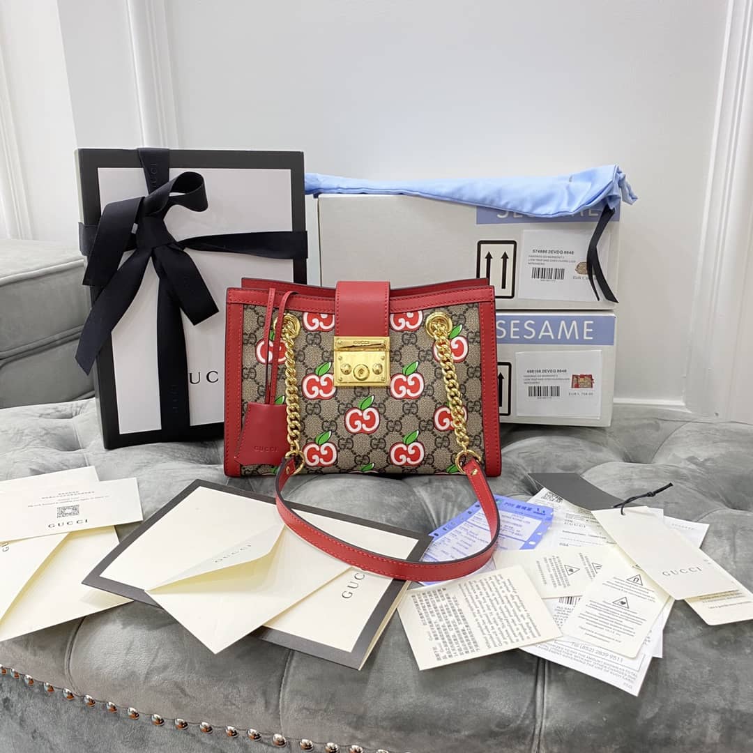 Gvc*1 Padlock Small GG Svp*me Canvas Shoulder Bag Replica Red 498156