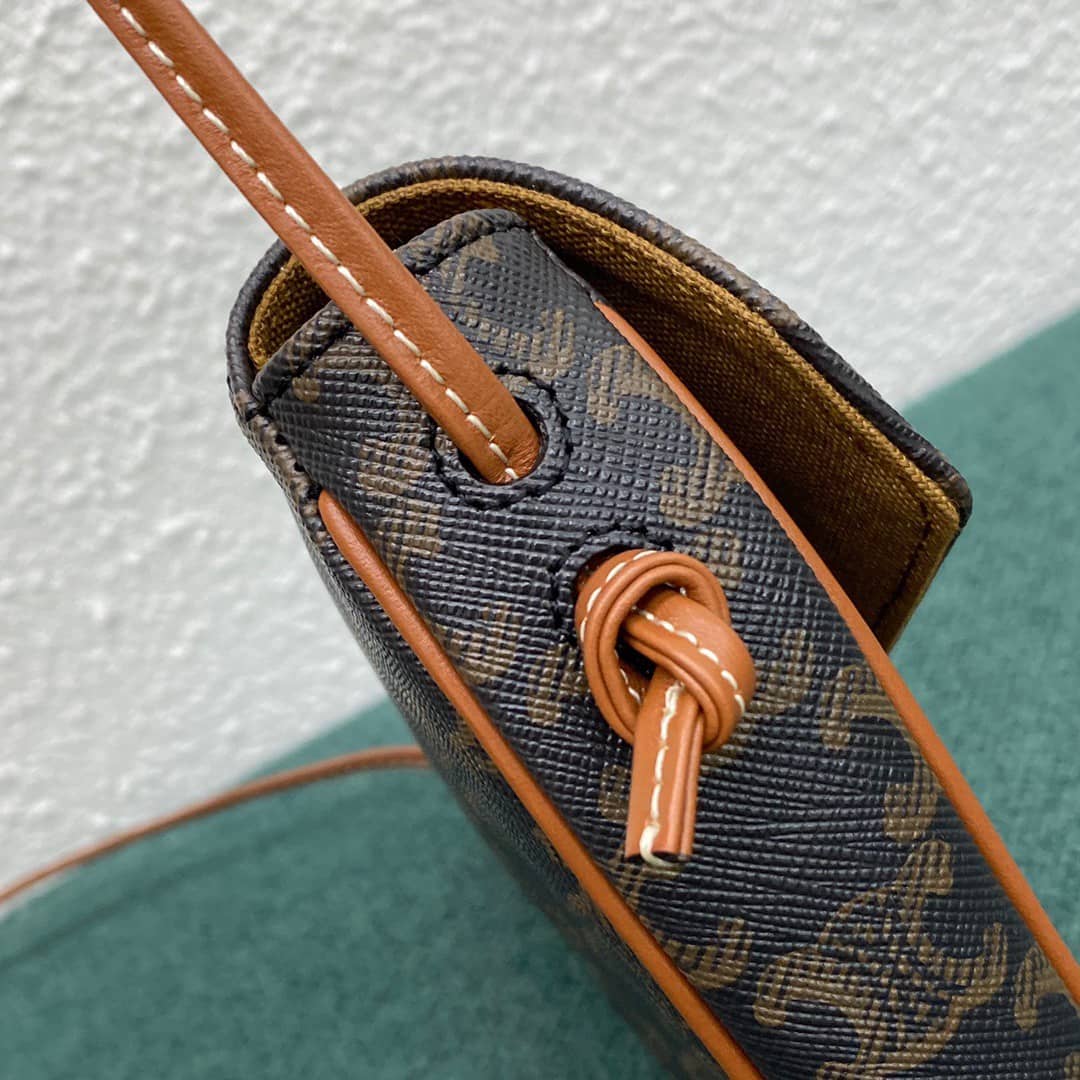 Ce1i*e Triomphe Bag Dupe Canvas Print Replica Bag