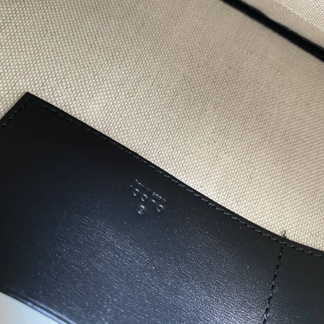 Gvc*1 GG Marmont Leather Pouch Replica 475317