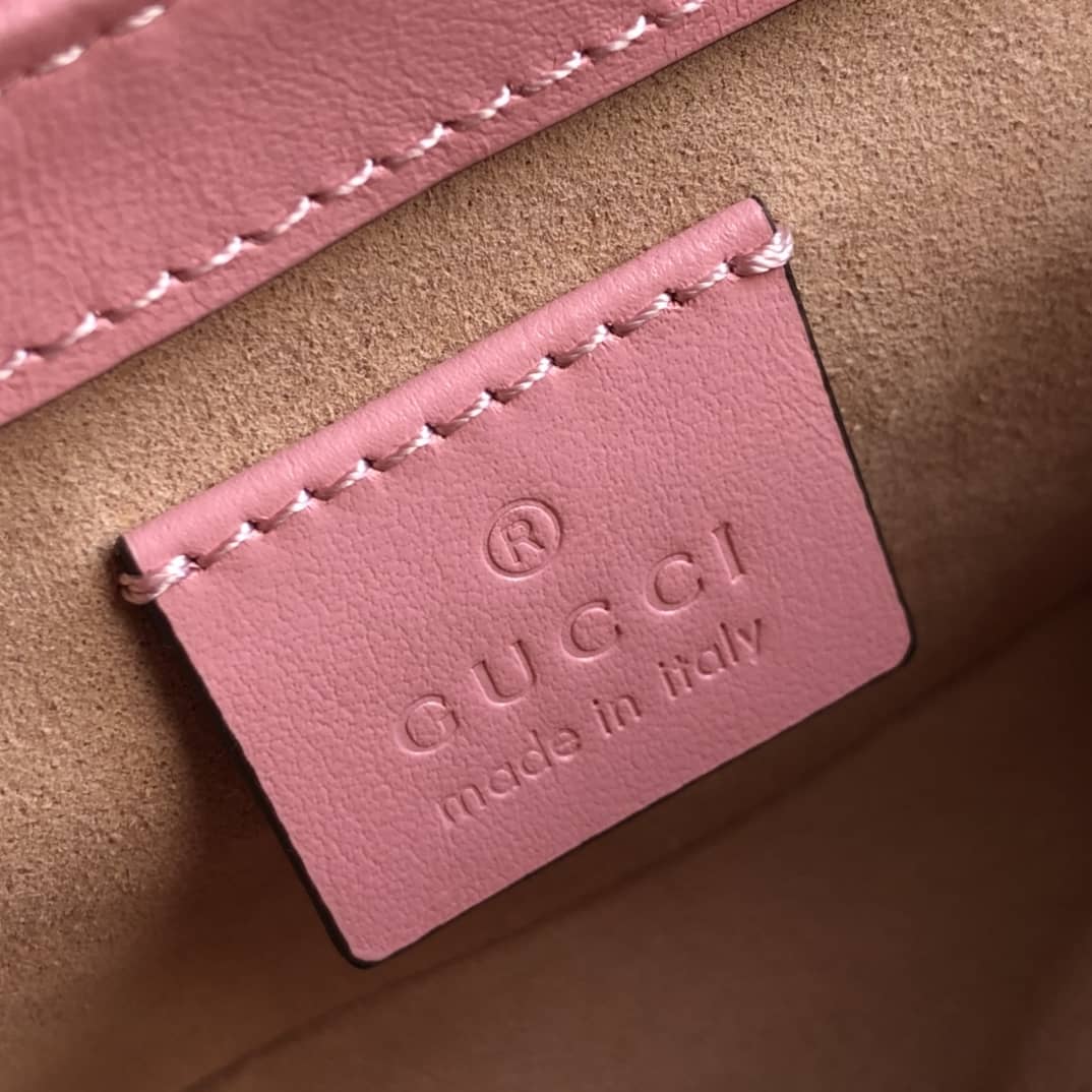 Gvc*1 GG Marmont Mini Matelasse Leather Shoulder Bag Replica Red 574969