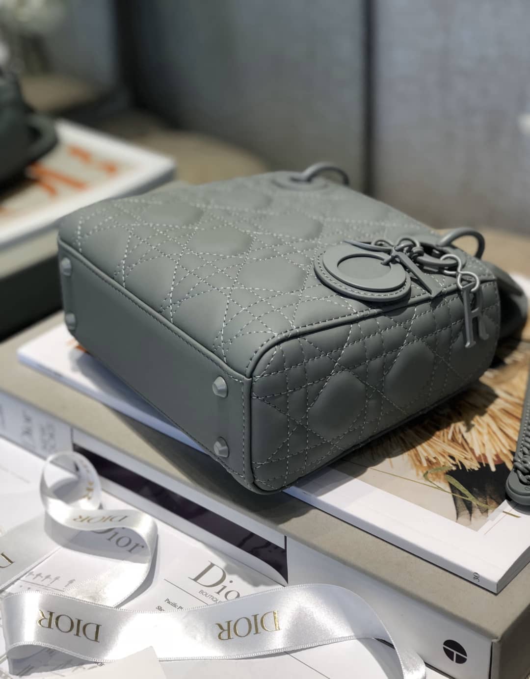 Chr1st1an D10r Lady D10r 17CM Replica Bag