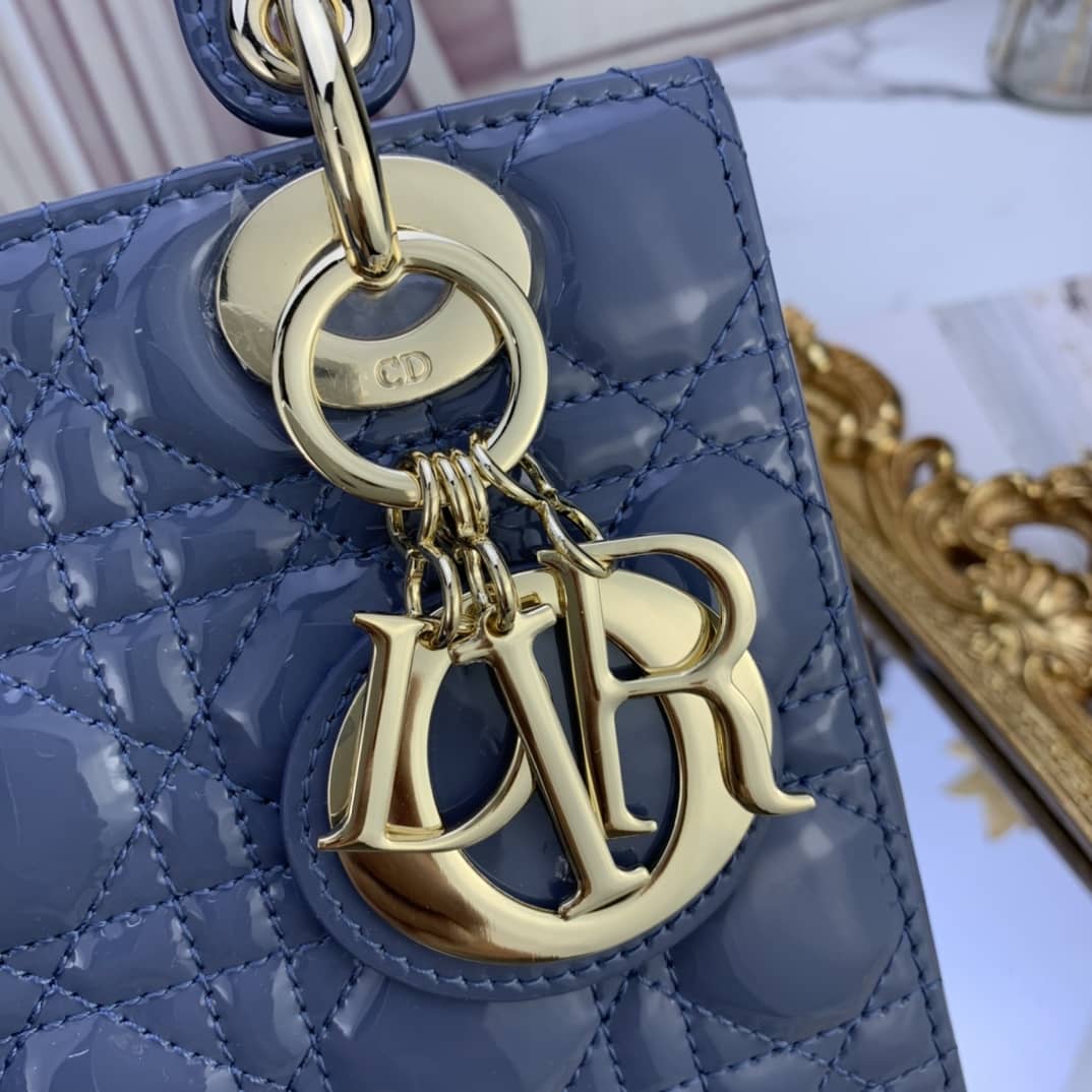 Chr1st1an D10r Lady D10r 20CM Replica Bag