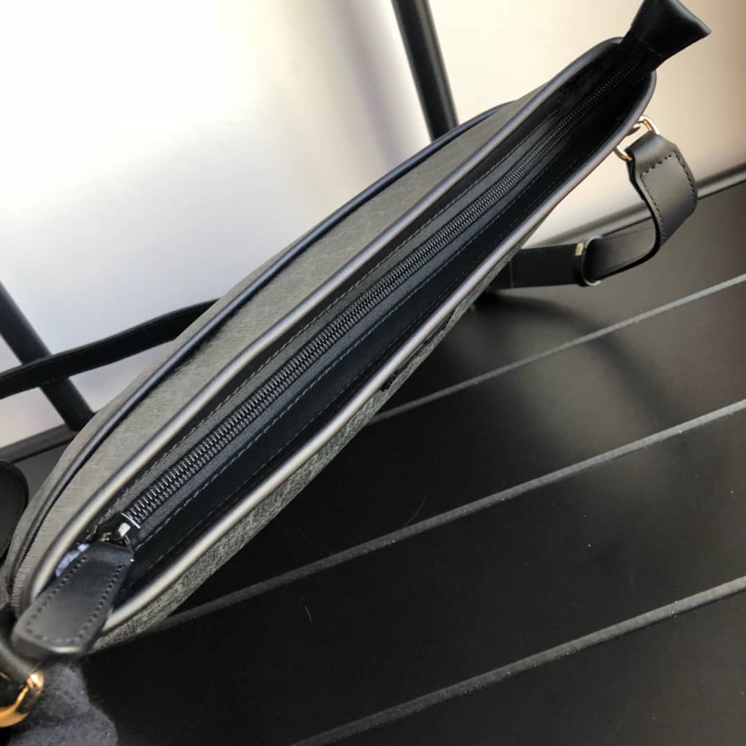 Gvc*1 GG Svp*me Shoulder Bag Replica Gray 388924