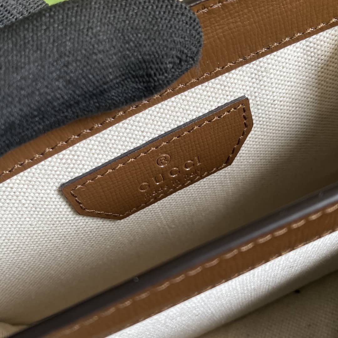 Gvc*1 Interlocking G Mini Shoulder Bag Replica 671620