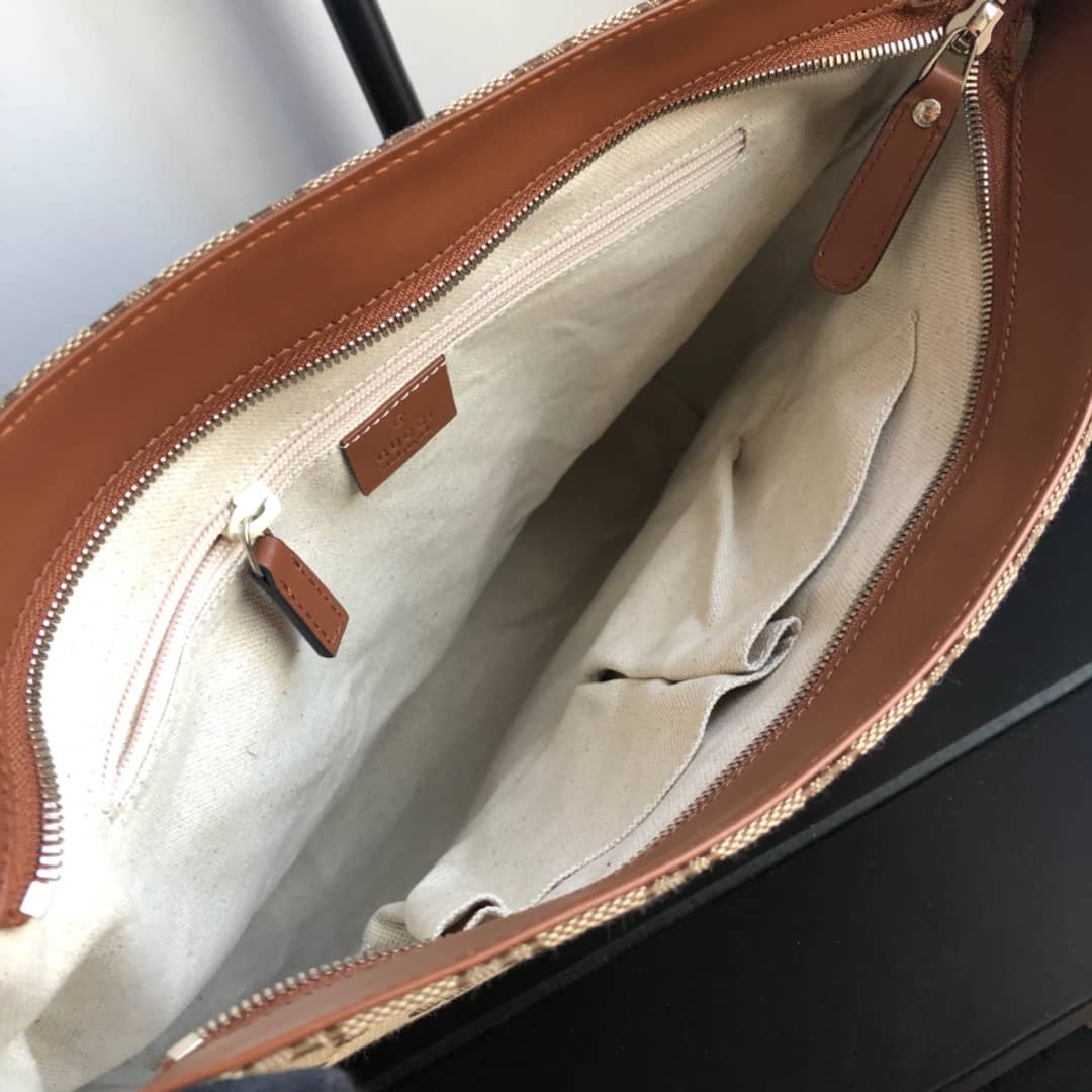 Gvc*1 GG Canvas Shoulder Bag Replica Brown 308930