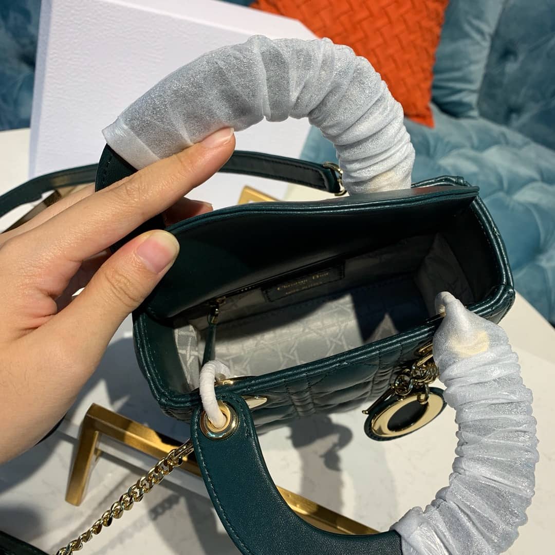 Chr1st1an D10r Lady D10r 17CM Replica Bag