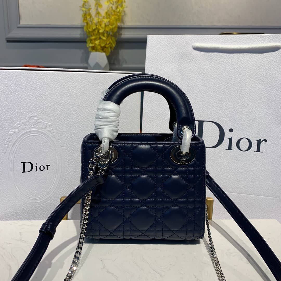 Chr1st1an D10r Lady D10r 17CM Replica Bag