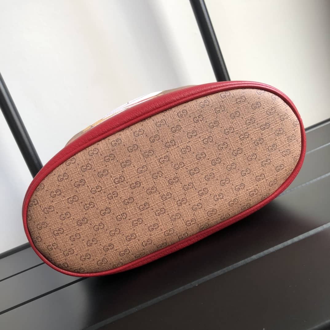 Gvc*1 x Doraemon Small Bucket Bag Replica 655597