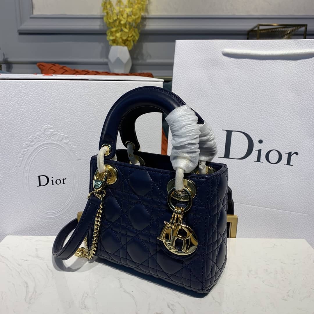 Chr1st1an D10r Lady D10r 17CM Replica Bag