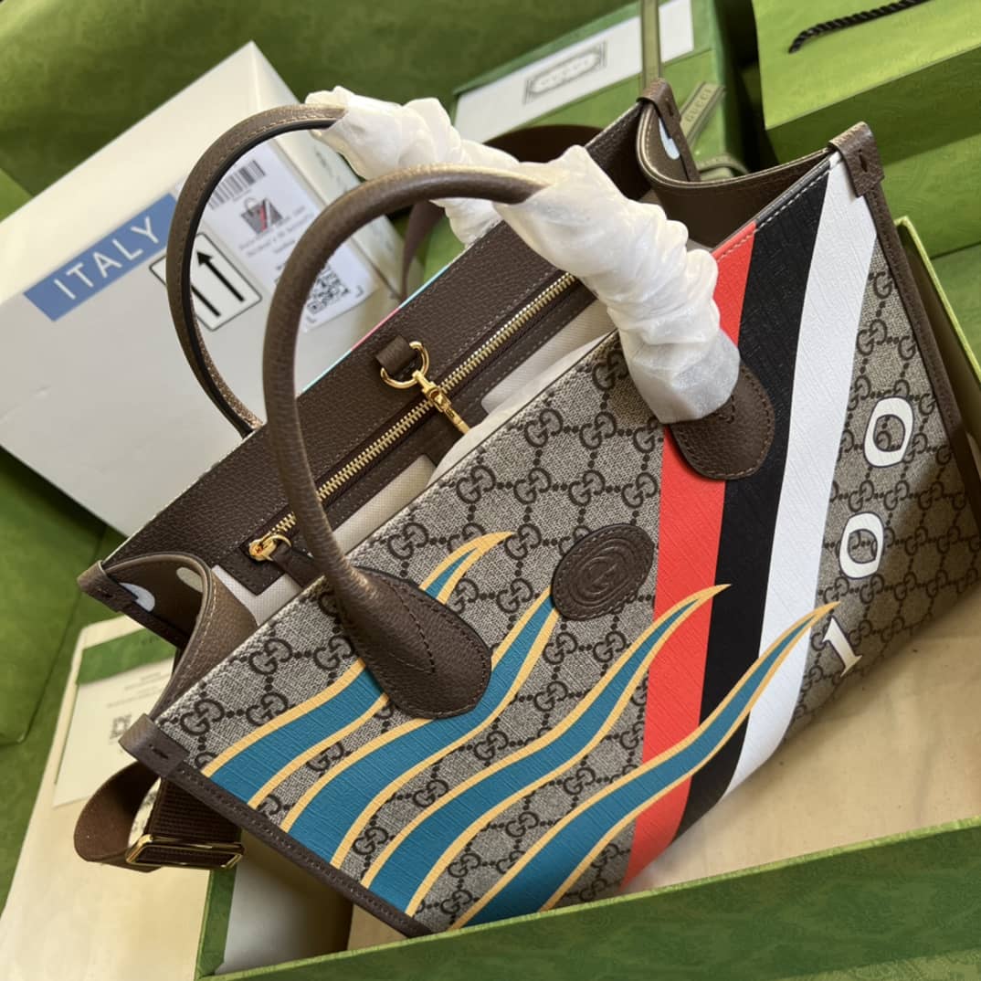 Gvc*1 x Disney Donald Duck Tote Replica 648134