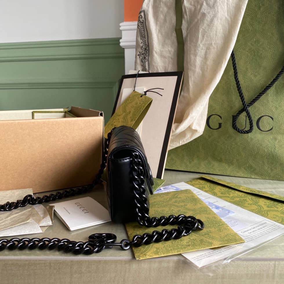 Gvc*1 GG Marmont Quilting S*per Mini 476433 Replica Crossbody Bag