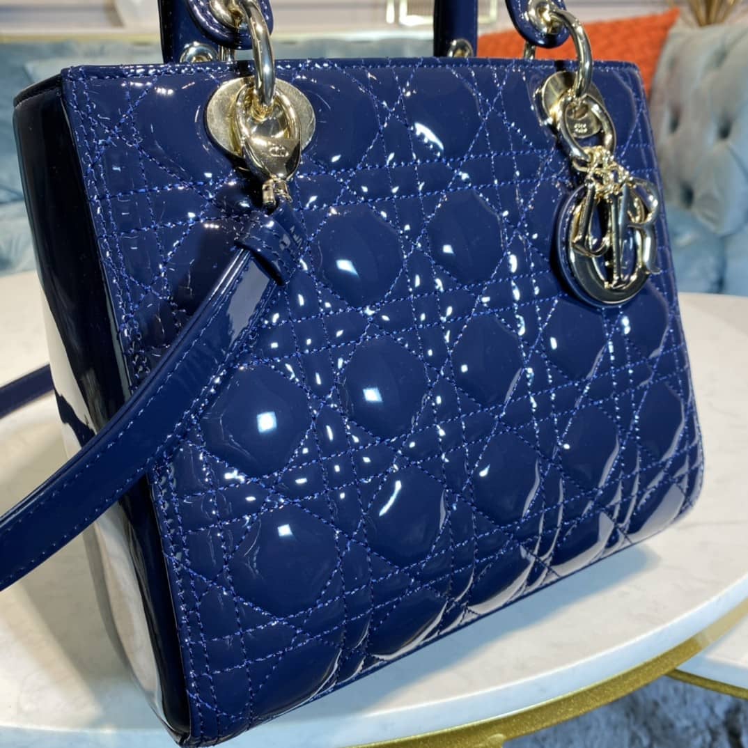 Chr1st1an D10r Lady D10r 24CM Replica Bag