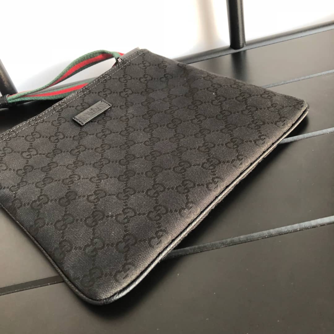 Gvc*1 GG Monogram Canvas Web Small Messenger Bag Replica Black 146309