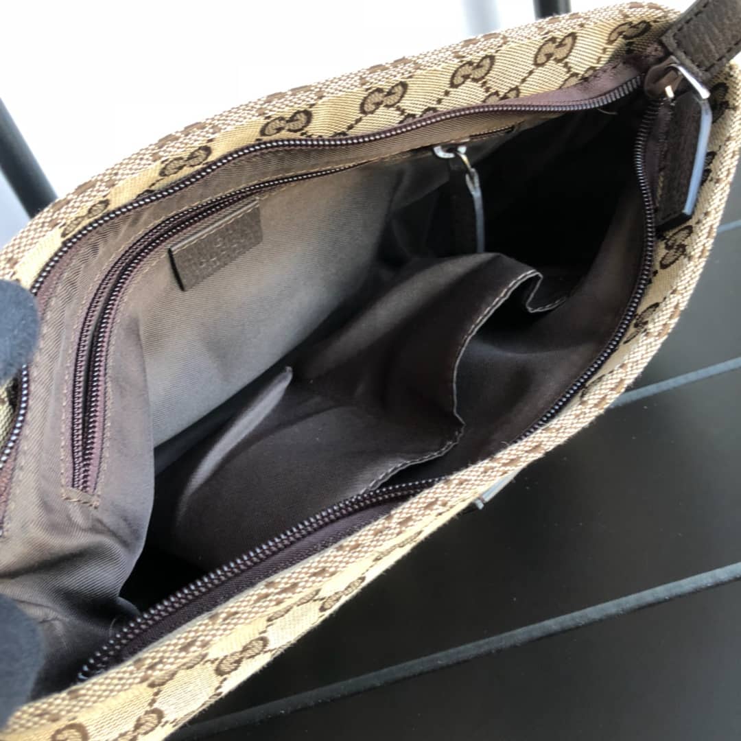 Gvc*1 GG Canvas Shoulder Bag Replica Brown 189749