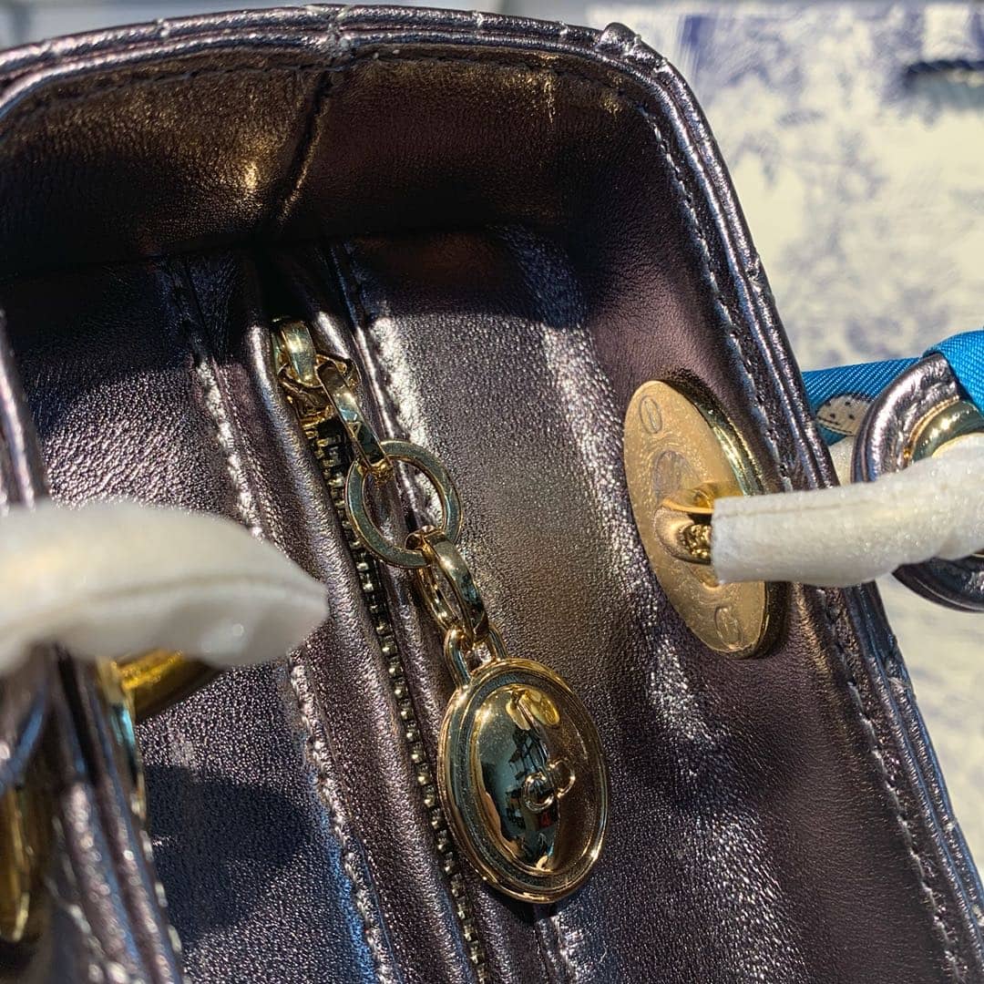 Chr1st1an D10r Lady D10r 24CM Replica Bag