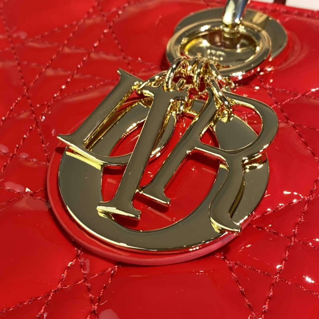 Chr1st1an D10r Lady D10r 24CM Replica Bag