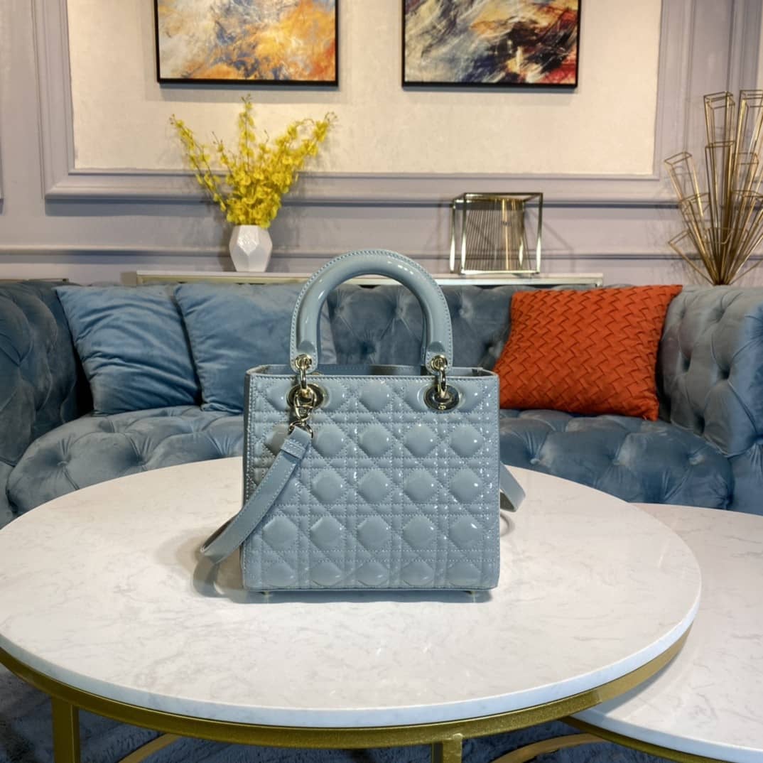 Chr1st1an D10r Lady D10r 24CM Replica Bag