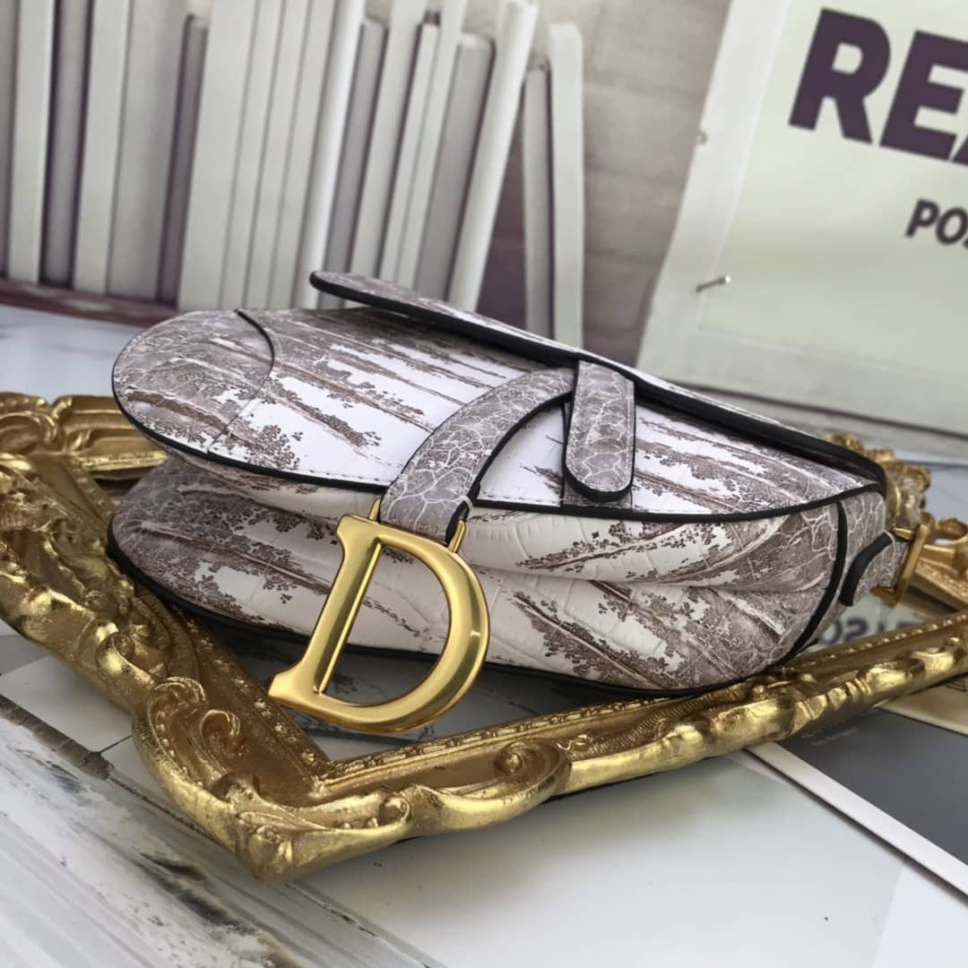 D10r Saddle Bag Dupe