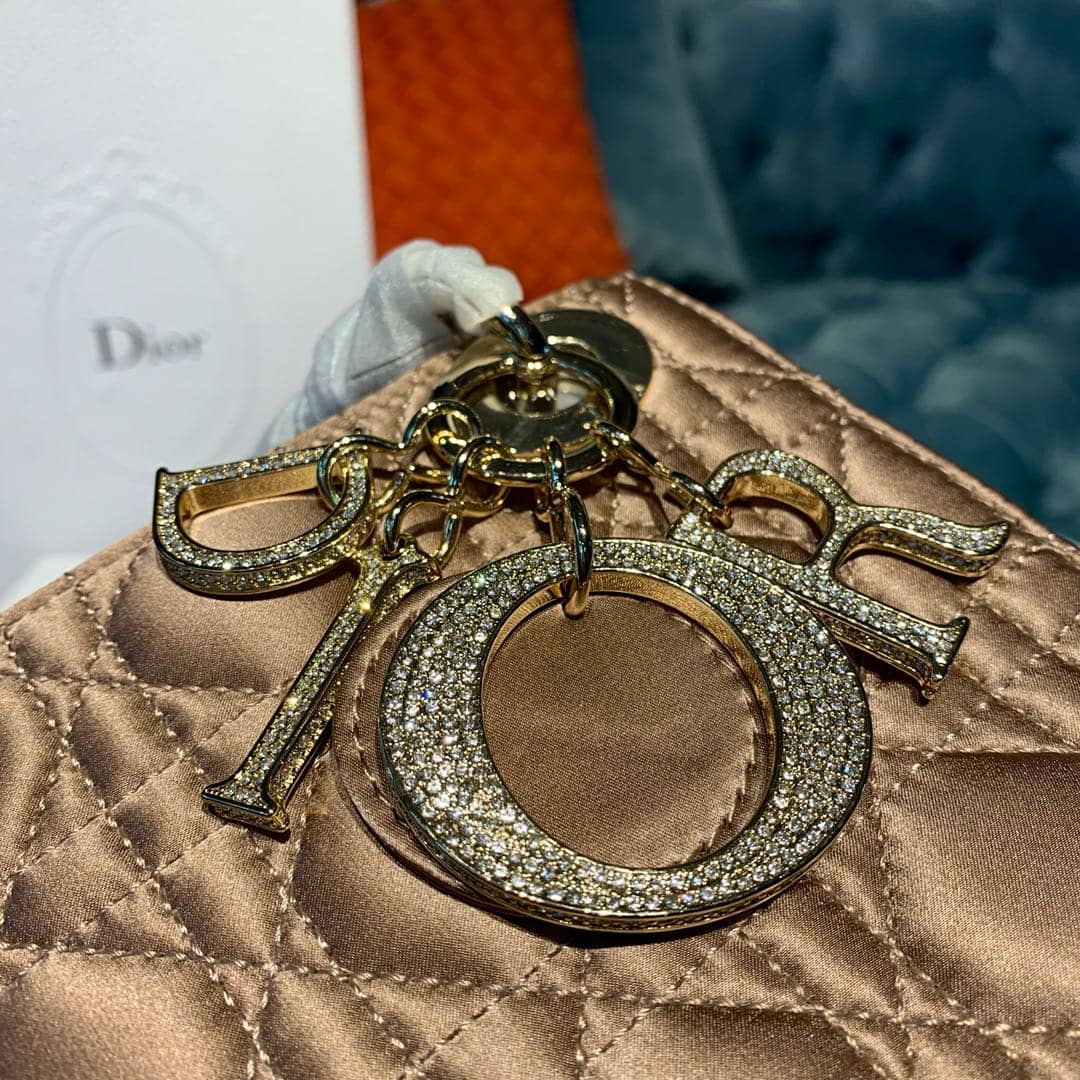 Chr1st1an D10r Lady D10r 17CM Replica Bag