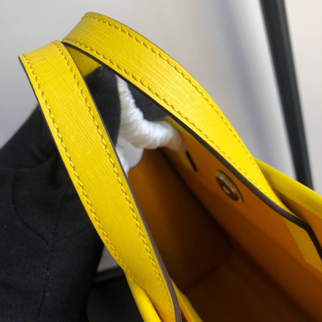 Gvc*1 GG Svp*me Kids Girl Tote Replica Yellow 605614