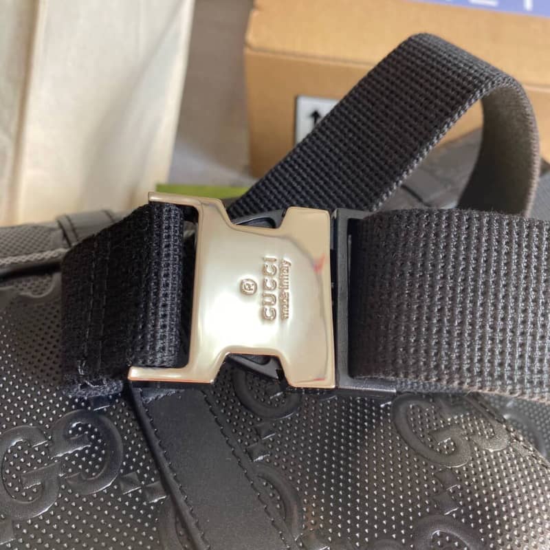 Gvc*1 GG Emboss Waist Body Leather Bag Replica Black 631339