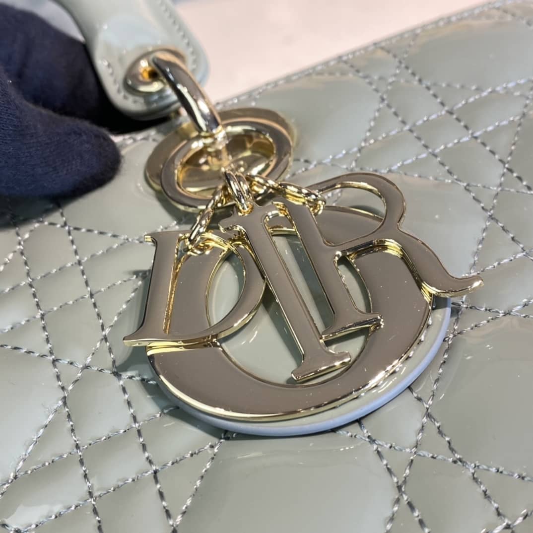 Lady D10r Dupe 32CM Replica Bag