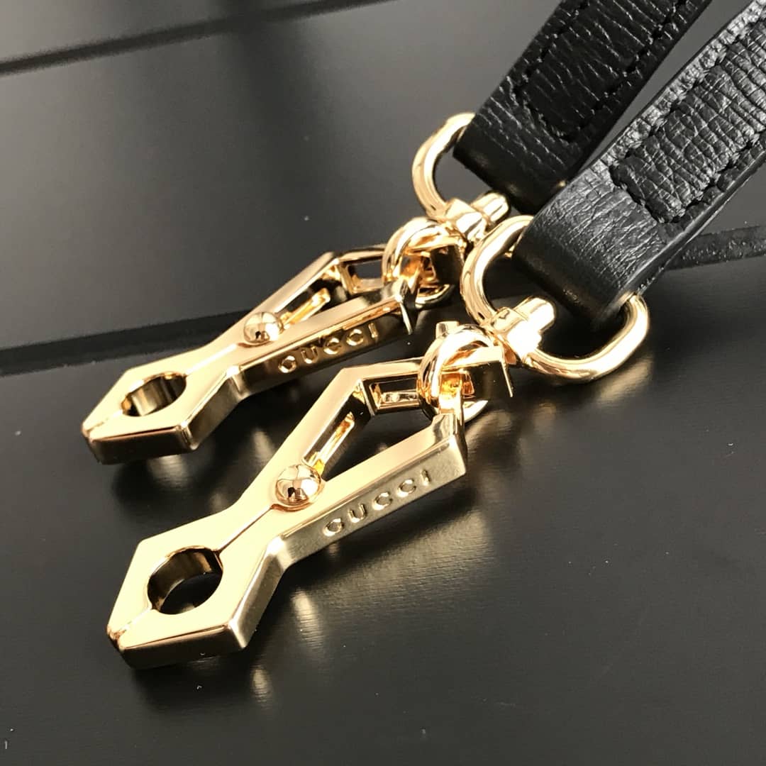 Gvc*1 Sylvie Small Leather Shoulder Bag Replica Black 524405