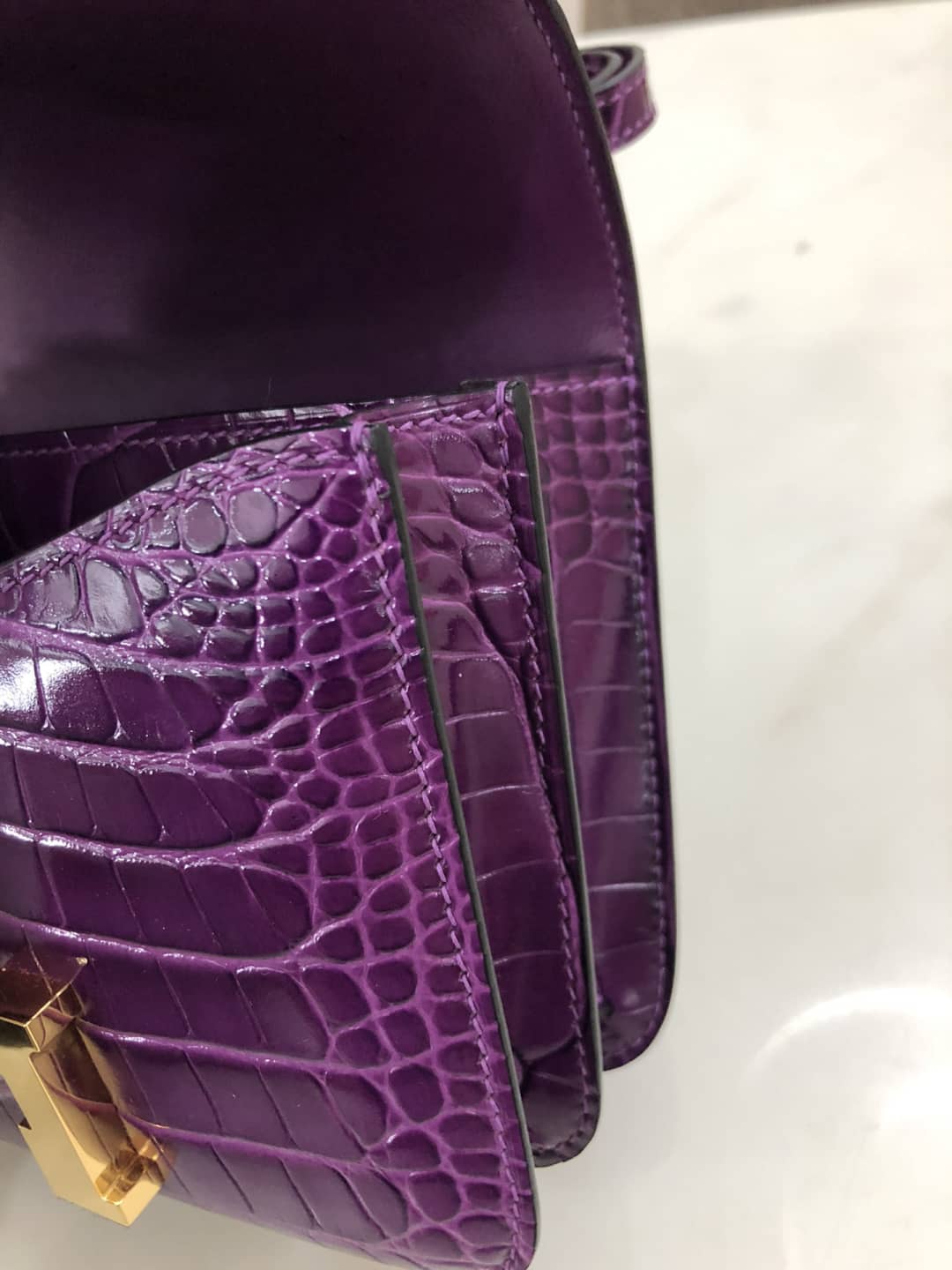 H**me5 Replica Constance 18CM Crocodile Shiny Bag