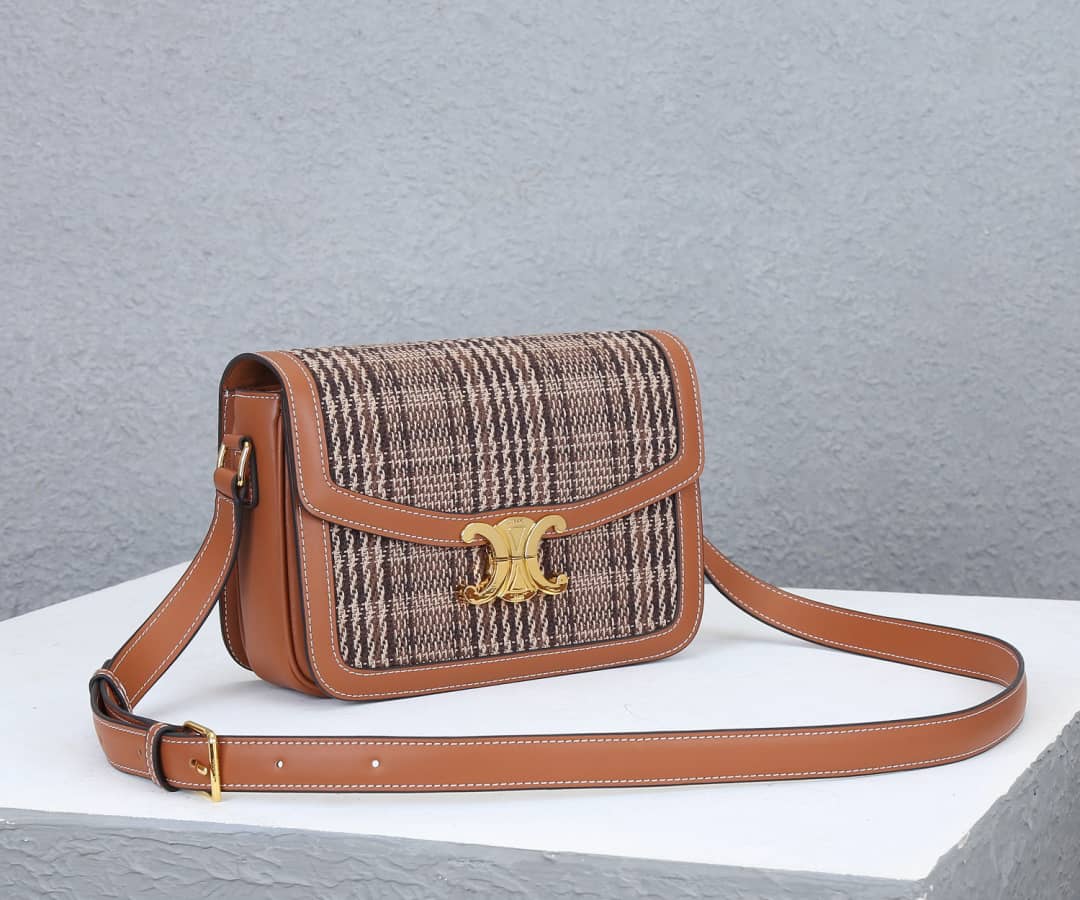 Ce1i*e Bag Dupe Triomphe Teen 22cm