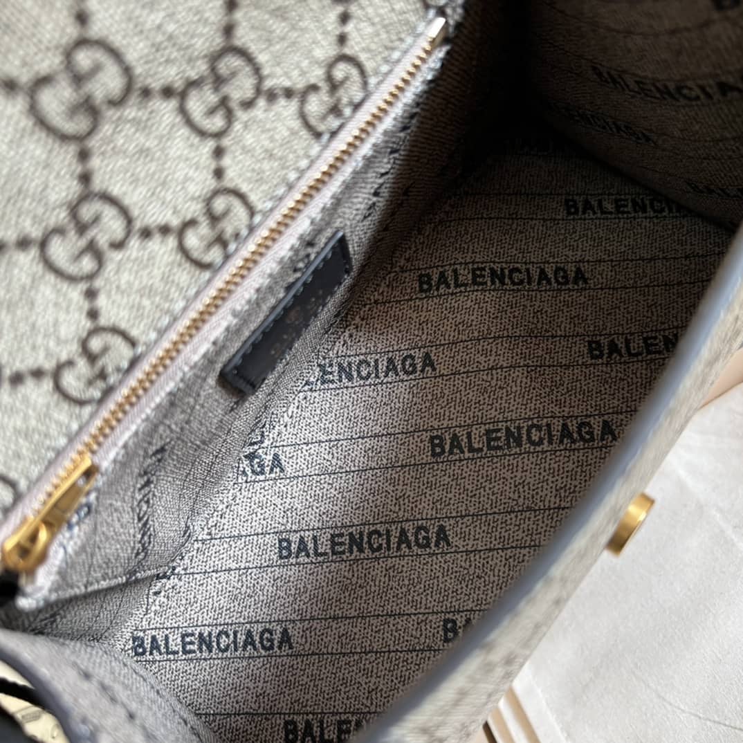 Gvc*1 Bag Dupe x Ba1en*iaga Small Hourglass 681697