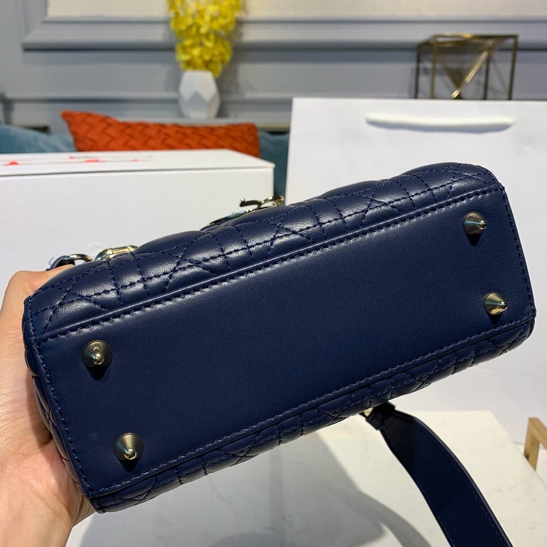 Chr1st1an D10r Lady D10r 20CM Replica Bag