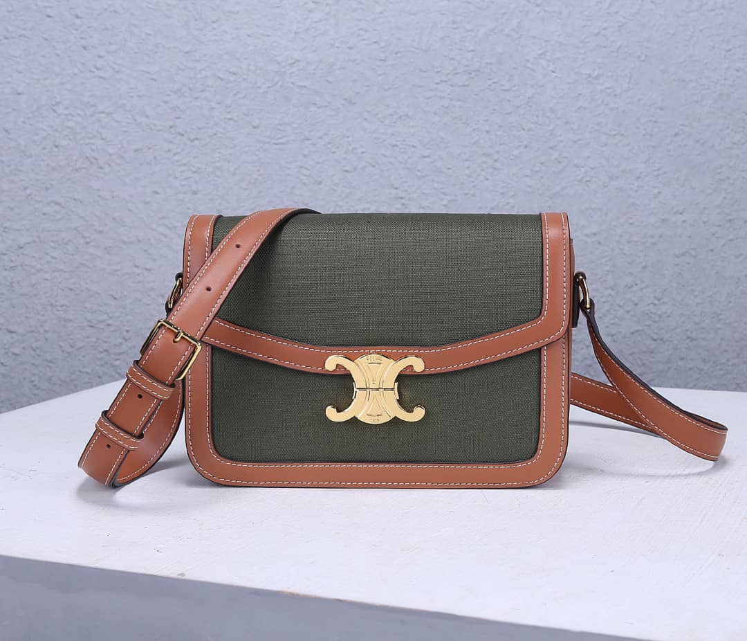 Ce1i*e Bag Dupe Triomphe Teen 22cm