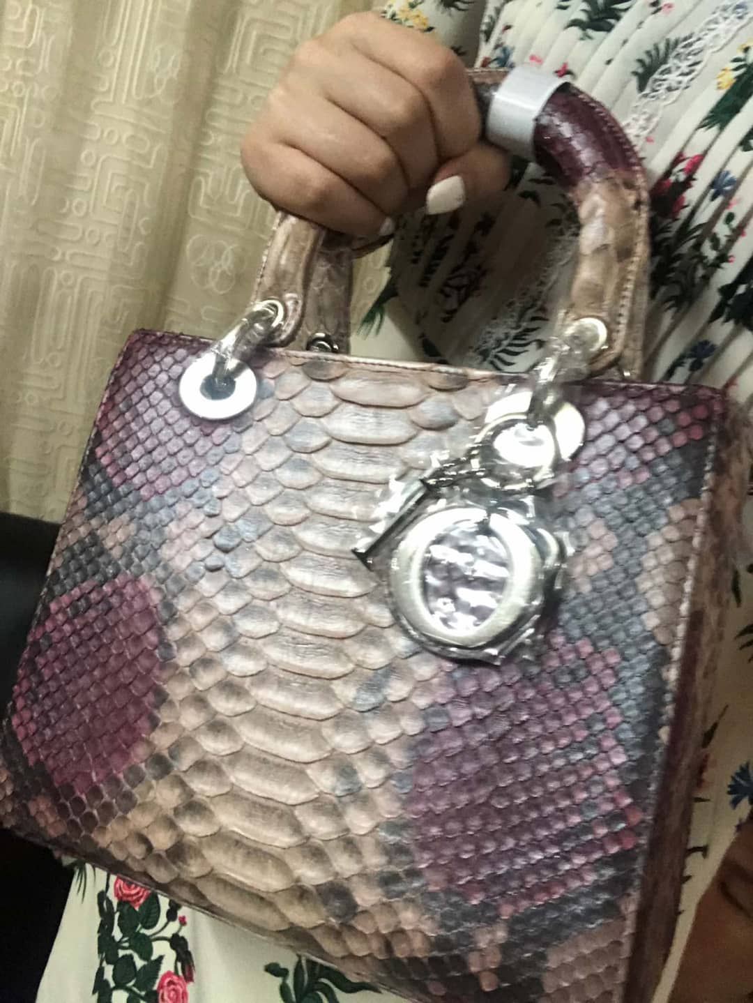 Chr1st1an D10r Lady D10r 24CM Replica Bag