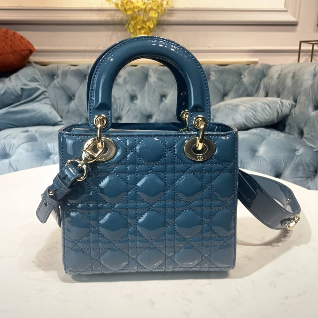 Chr1st1an D10r Lady D10r 20CM Replica Bag