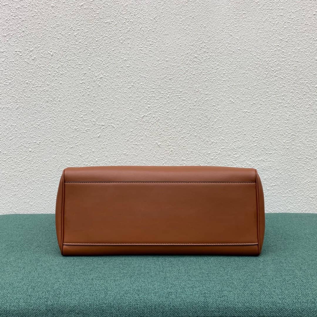 Ce1i*e Dupe  Medium Soft 16 Calfskin Replica Bag