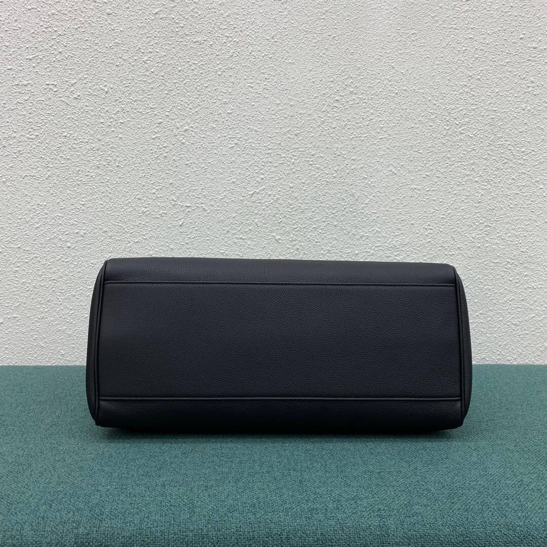 Ce1i*e Dupe Medium Soft 16 Calfskin Replica Bag