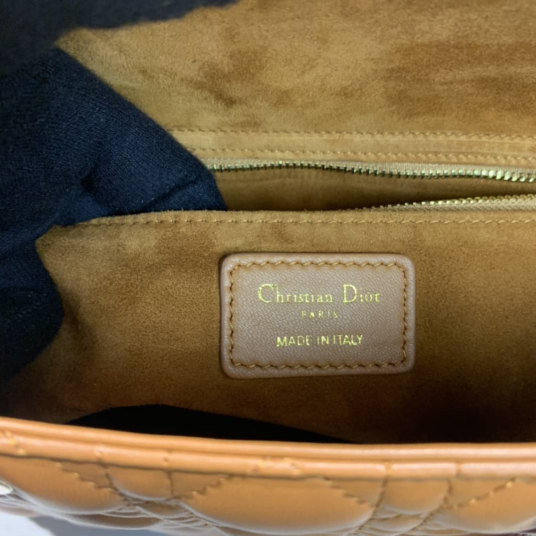 Chr1st1an D10r Lady D10r 32CM Replica Bag