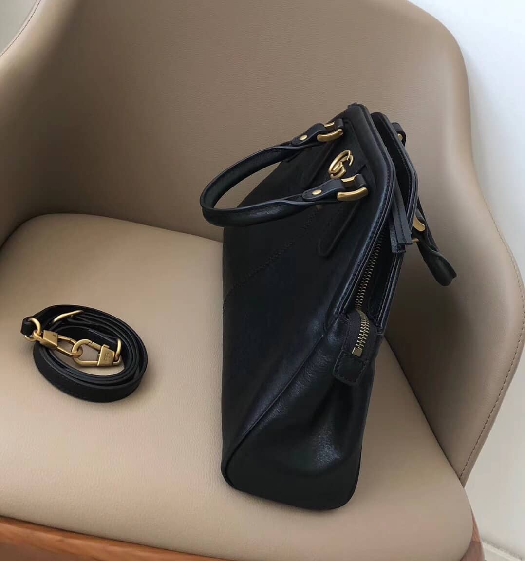 Gvc*1 ReBelle Medium Top Handle Bag Replica Black 516459