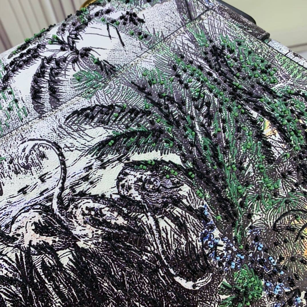 D10r Saddle Bag Dupe